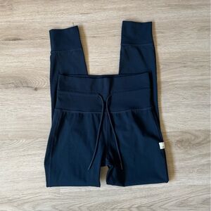 Vuori Daily Leggings- Navy Blue